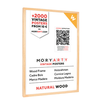 Light pine wood frame with a natural finish, displaying a photo or artwork, classic and elegant design suitable for modern or traditional interiors, full front picture